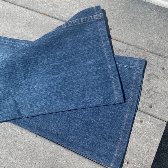 🌻 HOST PICK 🌻 👑 Juicy Couture Women’s Jeans 👑 - Picture 3 of 6